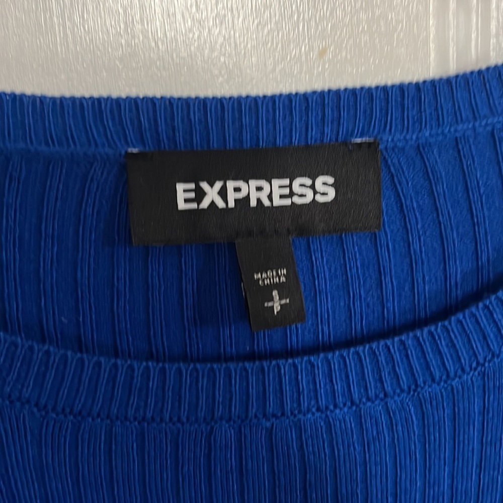 Blue Express Top - Picture 2 of 2
